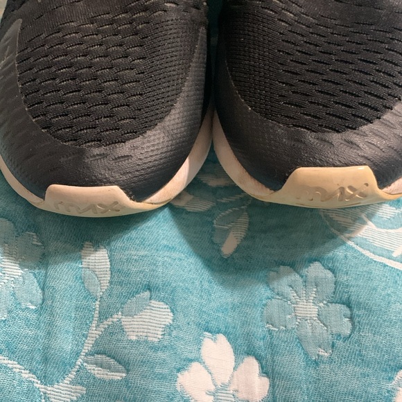 Nike - Picture 3 of 10